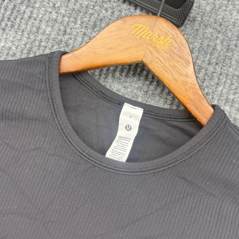 Lululemon Long Sleeve Top Womens 4 Black Excellent Ribbed Twist Back Cutout